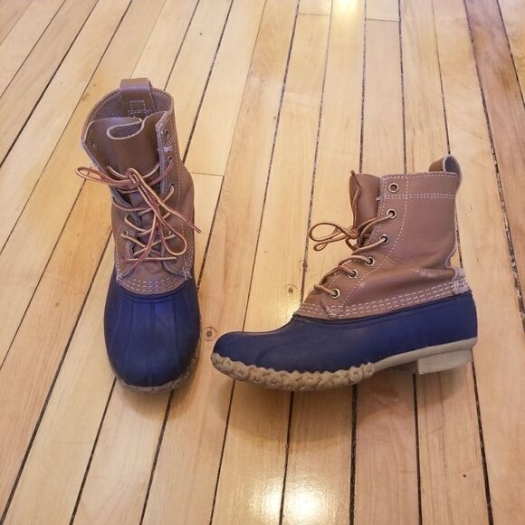 L.L.Bean Original 8" Bean Boots in Tan Navy Waterproof Winter Snow Duck Boots - Picture 2 of 12